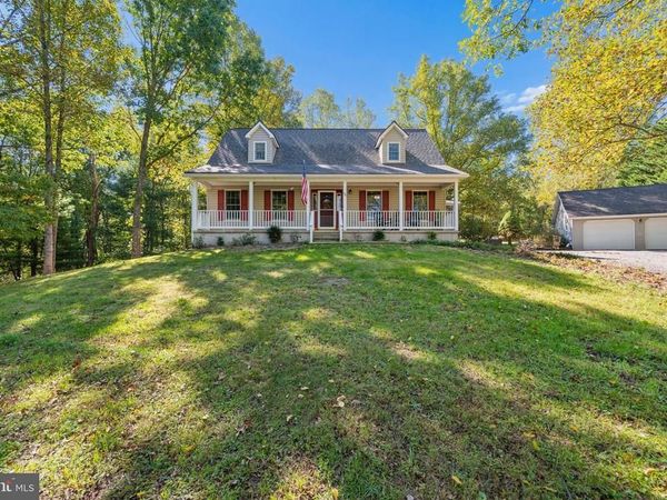 84 COTTONWOOD LANE, HEDGESVILLE, WV 25427
