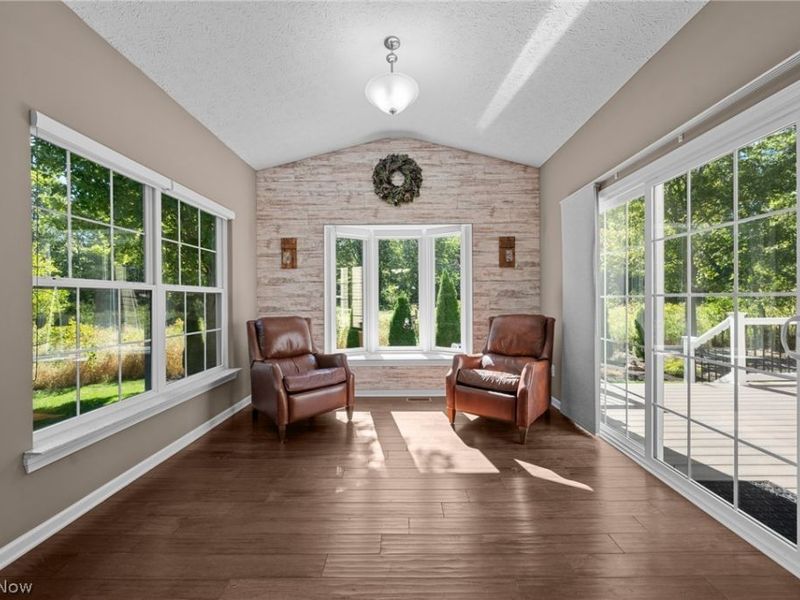 9590 Ravinia Drive , Olmsted Falls, OH 44138 Photo 10