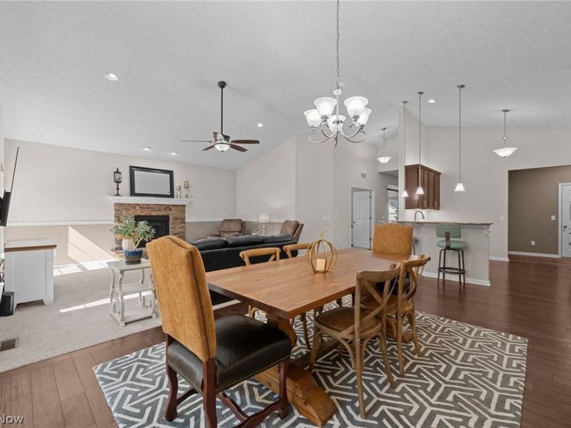 9590 Ravinia Drive , Olmsted Falls, OH 44138 Photo 15