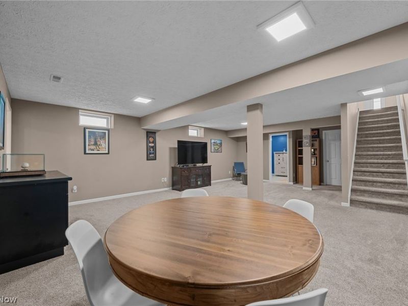 9590 Ravinia Drive , Olmsted Falls, OH 44138 Photo 37