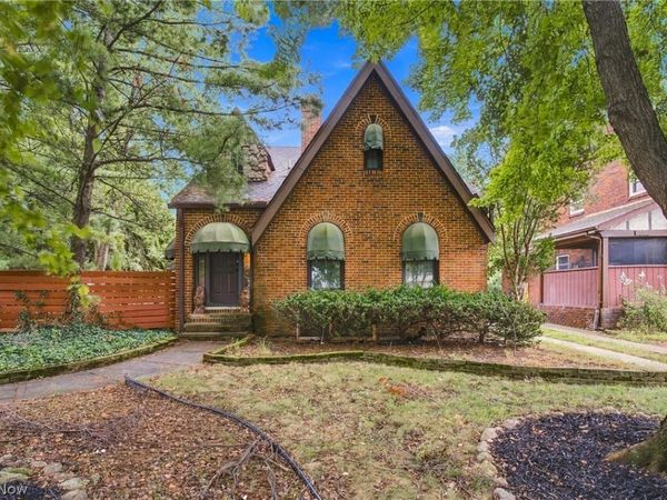4503 W 221st Street , Fairview Park, OH 44126