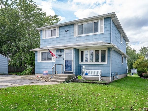 4 Stanislaus Avenue, Buffalo, NY 14225