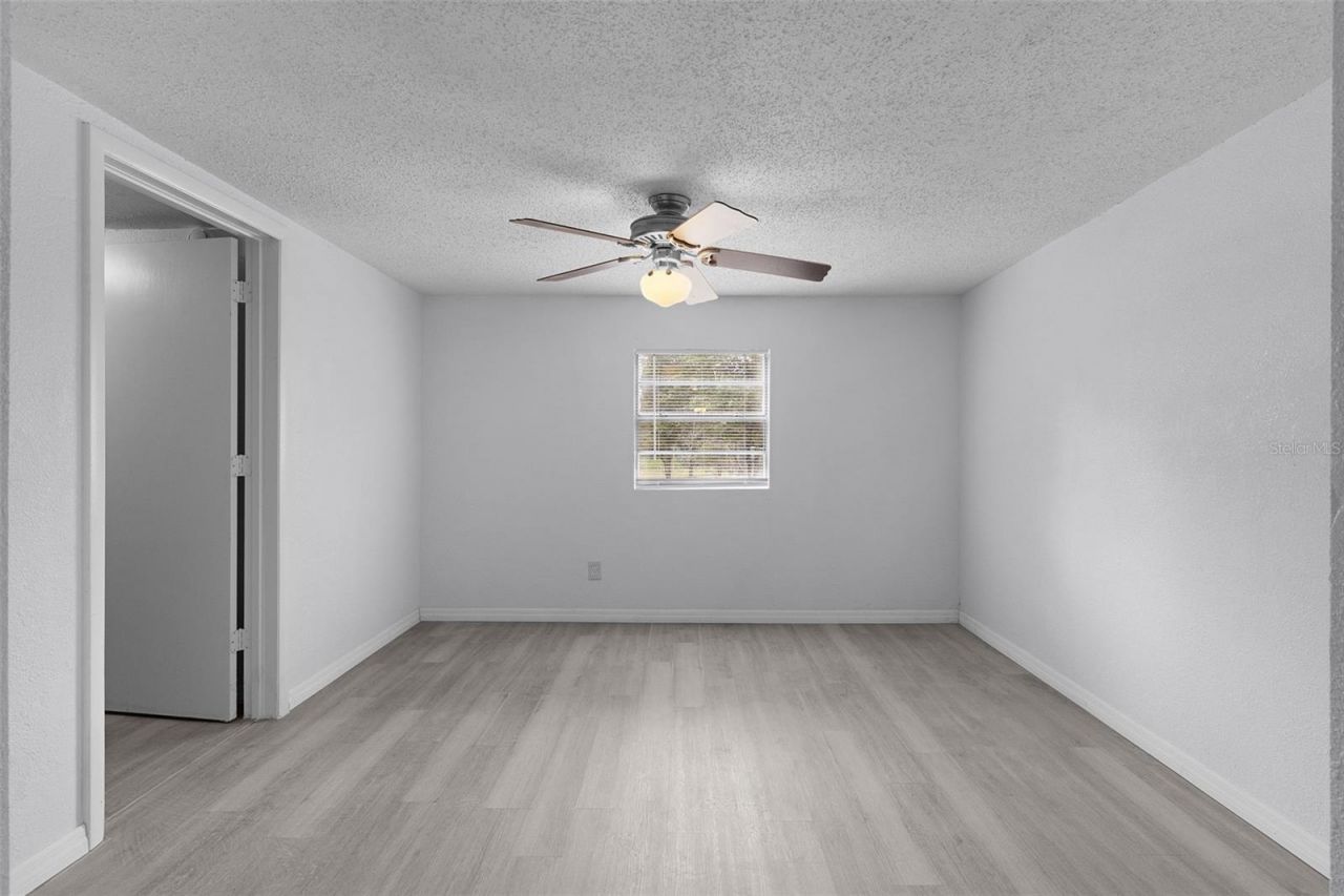 31128 Lochmore Circle, Mount Plymouth, FL 32776 Photo