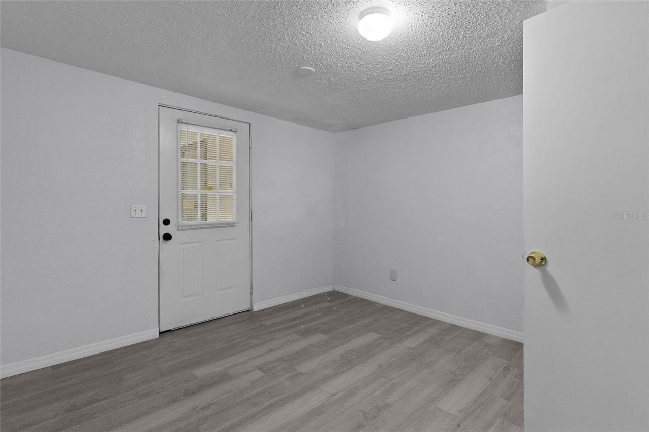 31128 Lochmore Circle, Mount Plymouth, FL 32776 Photo