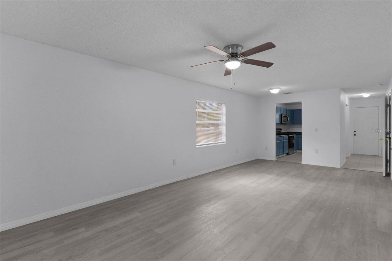 31128 Lochmore Circle, Mount Plymouth, FL 32776 Photo