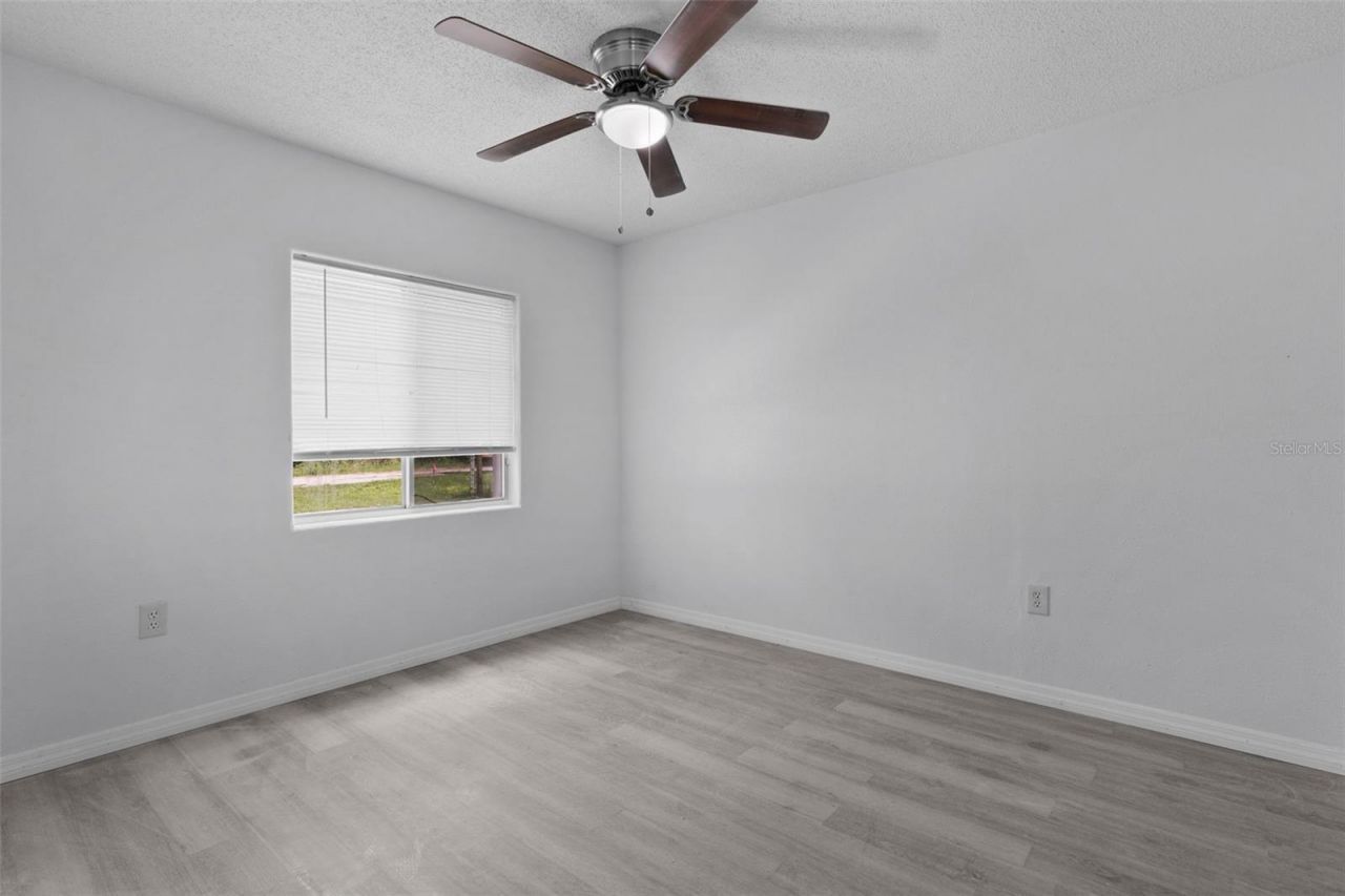 31128 Lochmore Circle, Mount Plymouth, FL 32776 Photo