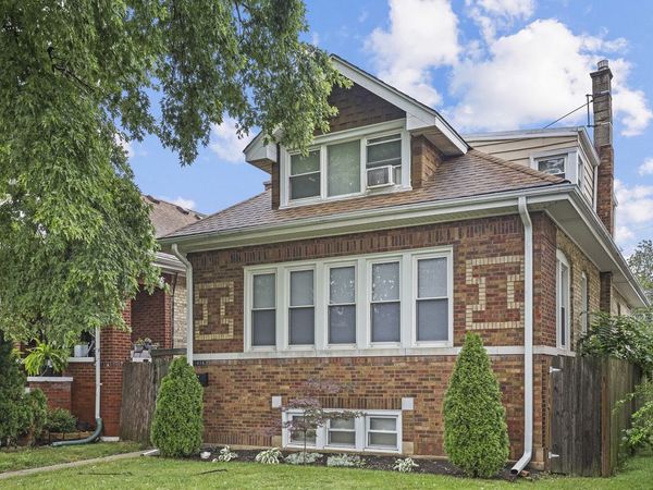 3434 N Nagle Avenue , Chicago, IL 60634