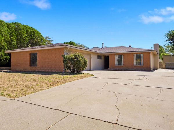 10428 Santa Susana Road NE, Albuquerque, NM 87111