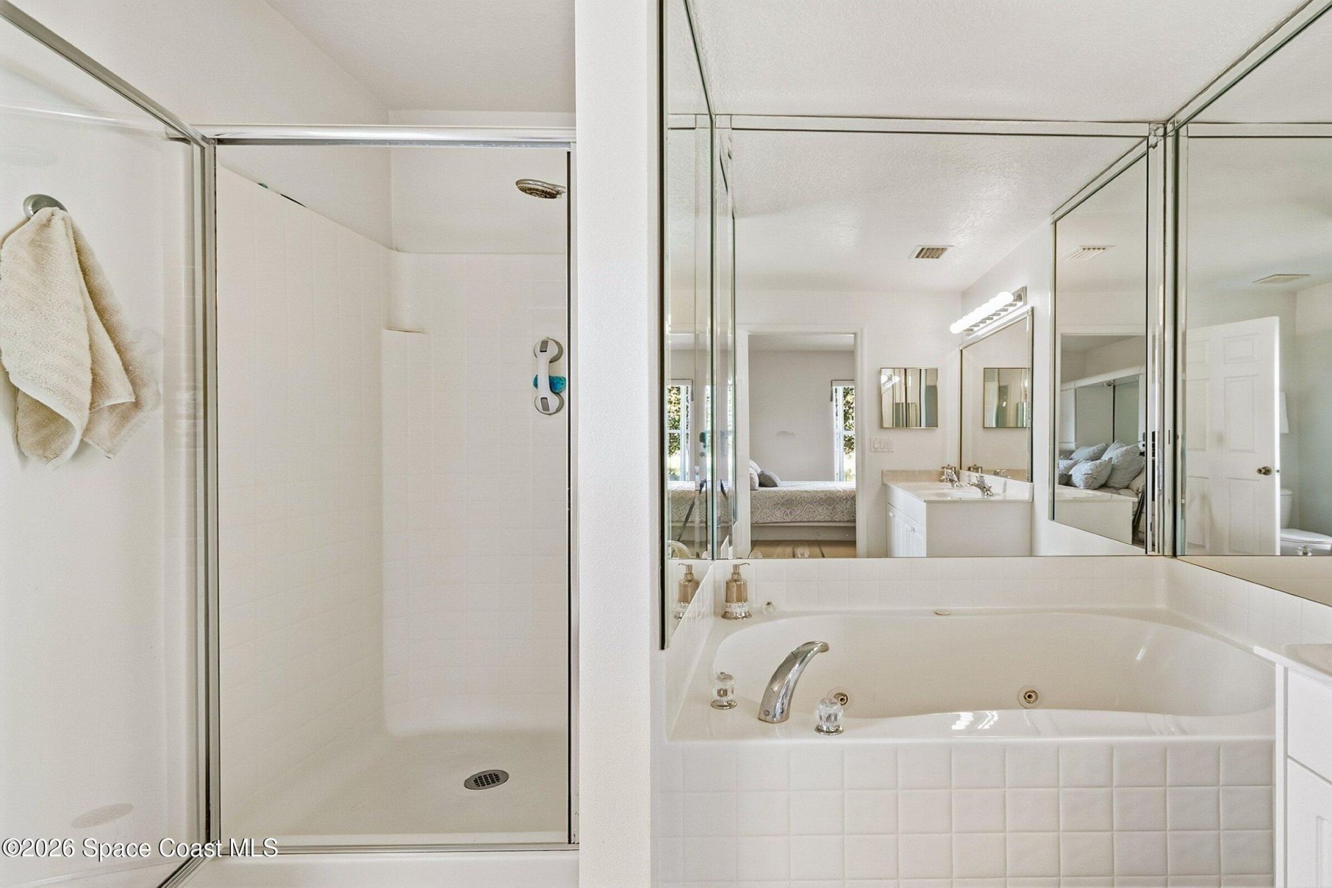 5512 Yaupon Holly Drive , Cocoa, FL 32927 Photo