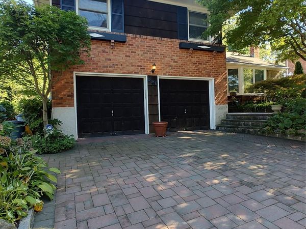 Oyster Bay, NY 11771