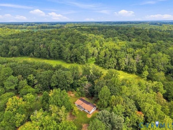 977 Burchs Mill Road , Urbanna, VA 23175
