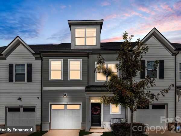 9722 Munsing Drive , Charlotte, NC 28269