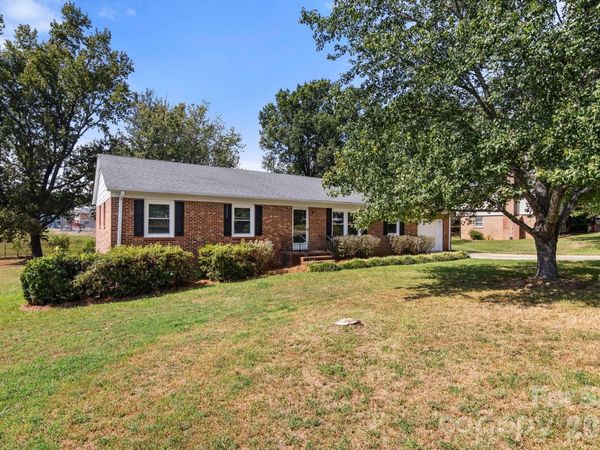 1005 Ramblewood Lane , Gastonia, NC 28056