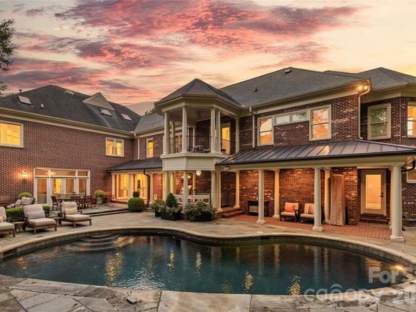 5411 Mirabell Road , Charlotte, NC 28226