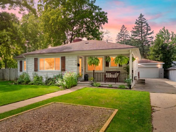 1619 Upland Drive, Kalamazoo, MI 49048