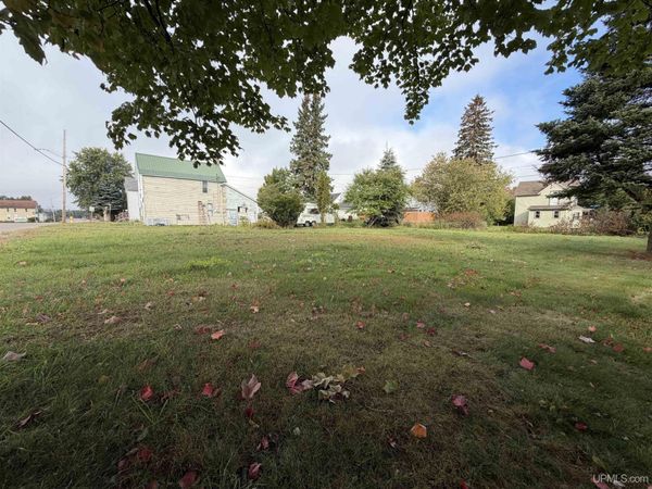 308 Greenwood Street, Ishpeming, MI 49849