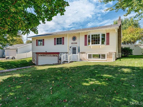 160 S Lilac Street, Ishpeming Twp, MI 49849