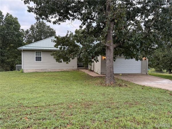 10780 Austin Lane , Plato, MO 65552