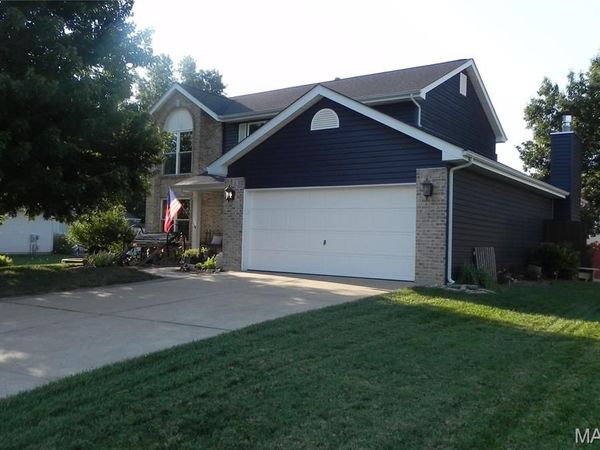 4 Tinsmith Court , St Charles, MO 63366