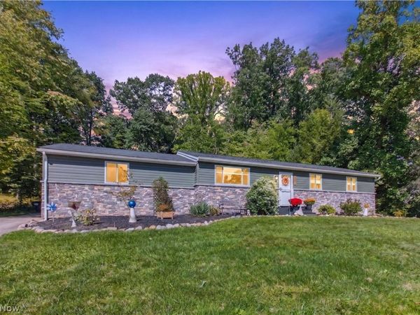 207 Spring Creek Road , Northfield Center, OH 44067