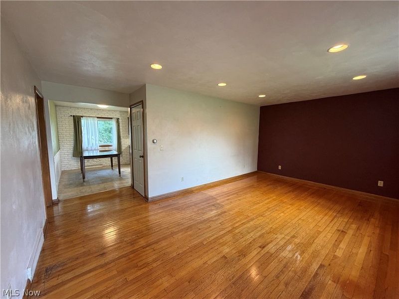 184 Circle View Drive, New Middletown, OH 44442 Photo 7