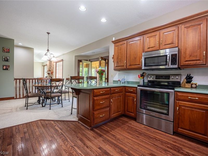 809 Sara Drive, Coshocton, OH 43812 Photo 7
