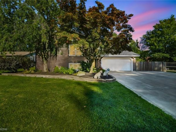 5725 Fortuna Drive, Mentor, OH 44060