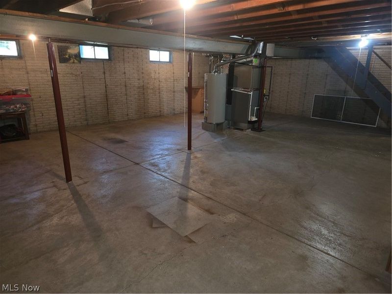 187 Crestview Drive, Elyria, OH 44035 Photo 33