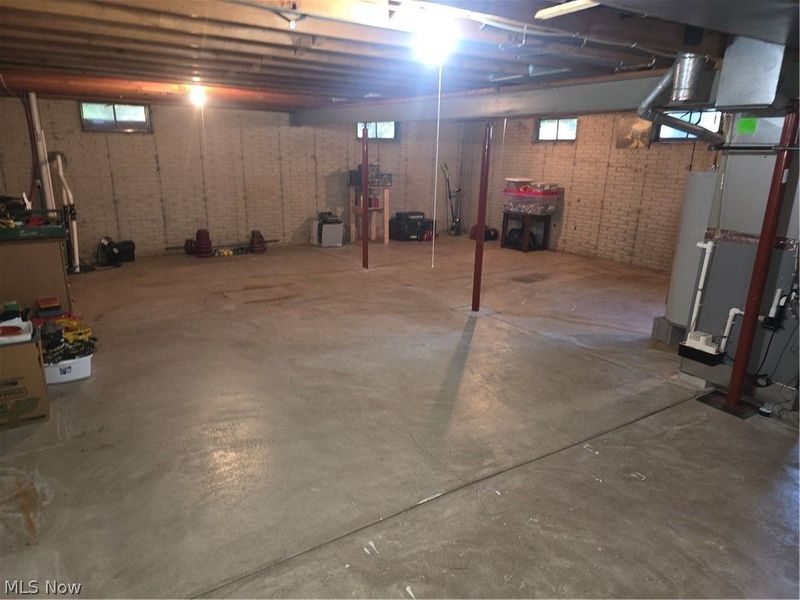 187 Crestview Drive, Elyria, OH 44035 Photo 34
