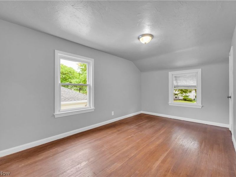 19509 Libby Road , Maple Heights, OH 44137 Photo 13