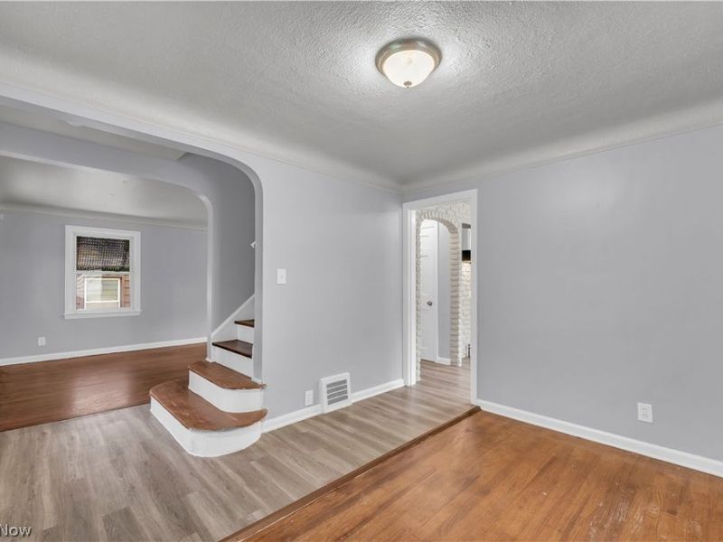 19509 Libby Road , Maple Heights, OH 44137 Photo 4