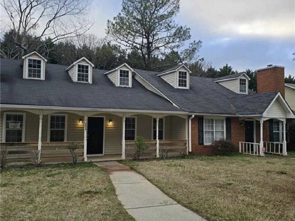 2624 Country Trace SE, Conyers, GA 30013