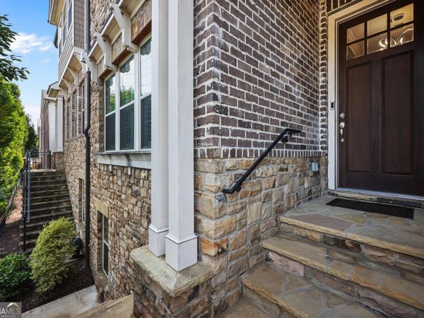 1762 Alec Place, Atlanta, GA 30329
