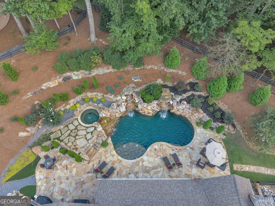 Property Image 96