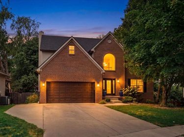 340 Meadowcrest Park, Lexington, KY 40515