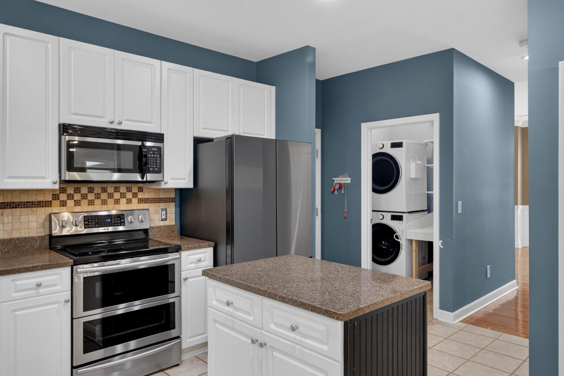 1132 Black Rush Circle Photo 11