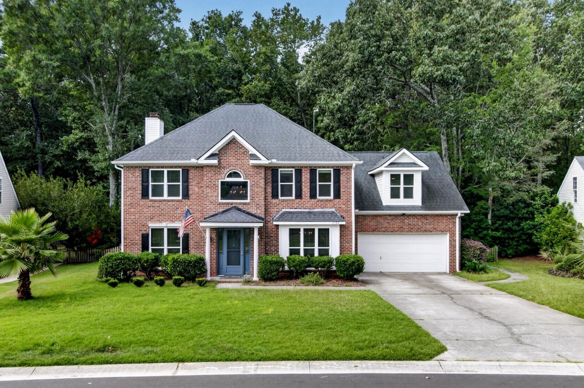 1132 Black Rush Circle Photo 4