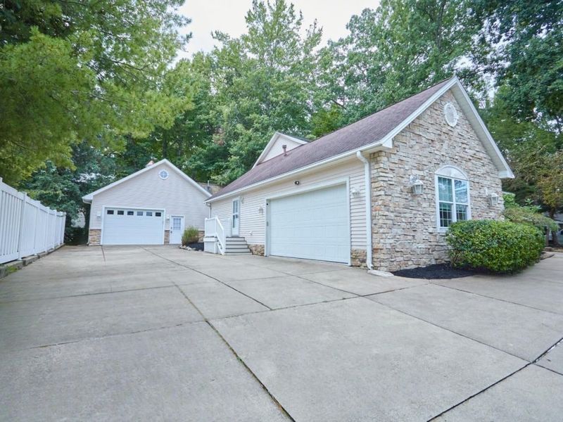 304 Riverside, Huron, OH 44839 Photo 5
