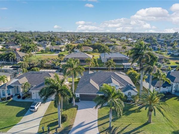 2540 SW 30th ST , CAPE CORAL, FL 33914