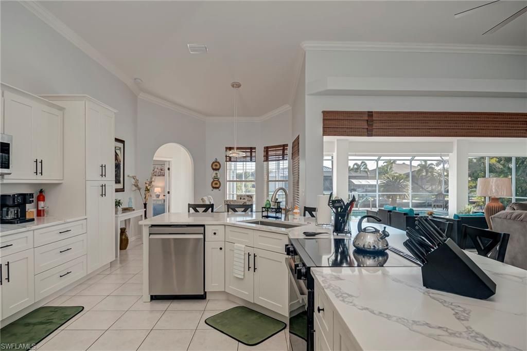 2540 SW 30th St , Cape Coral, FL 33914 Photo