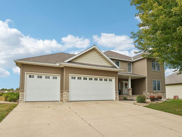 940 Preserve Boulevard, Norwood Young America, MN 55397