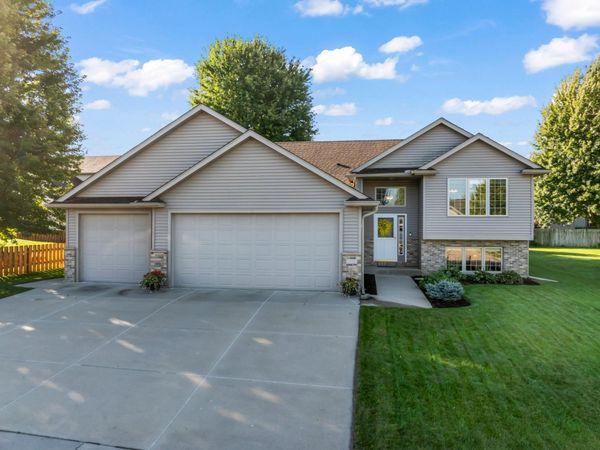 1926 Hart Drive SW, Rochester, MN 55902