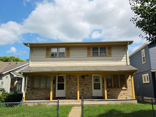 1318 Thomas Avenue N, Minneapolis, MN 55411