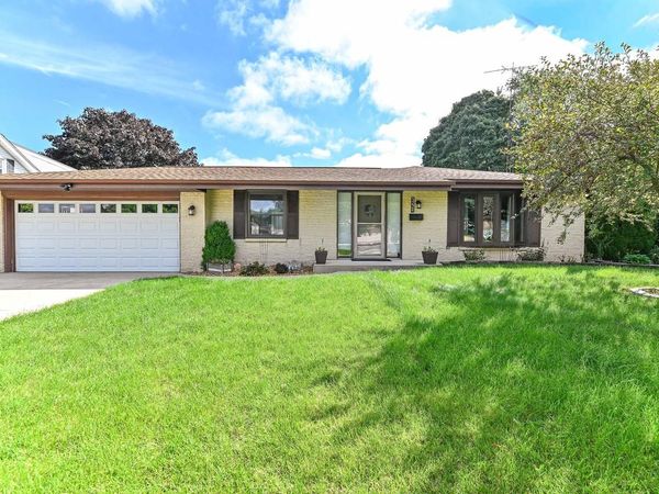 5224 S 23rd STREET, Milwaukee, WI 53221