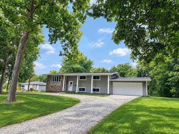 W3144 Thiesen LANE, Helenville, WI 53137