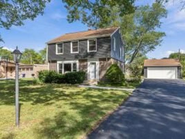 7438 N Seneca ROAD, Fox Point, WI 53217