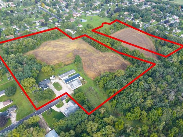 1400 Lincolnwood DRIVE, Union Grove, WI 53182