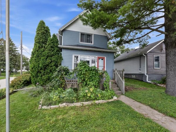 502 Union STREET, Hartford, WI 53027