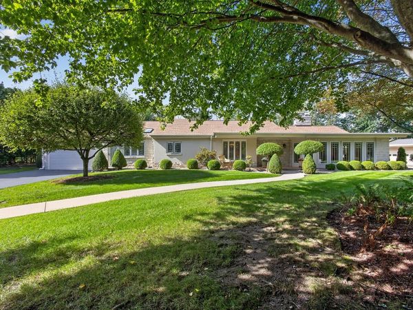6717 N Holly COURT, Fox Point, WI 53217