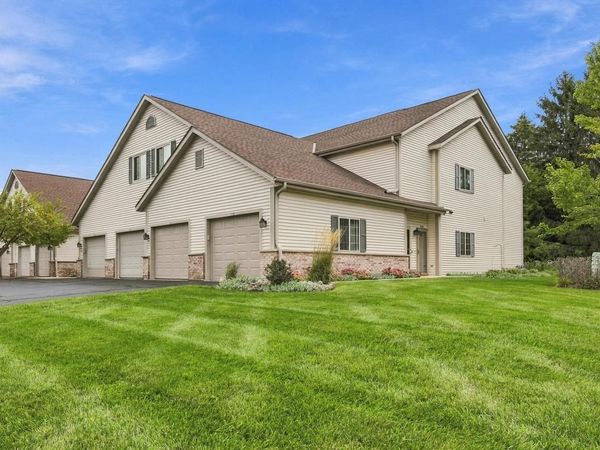 2183 Pine Ridge COURT, Unit G, Grafton, WI 53024